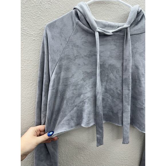 Quiet Storm Womens Sweatshirt Size Medium Gray Tye-Dye Pullover Hooded Cropped - Picture 3 of 14